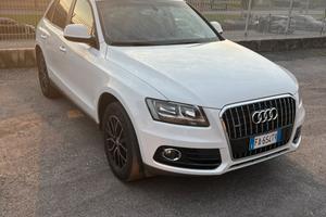 Audi Q5 2.0 TDI Business