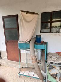 Aspiratore per trucioli e polveri