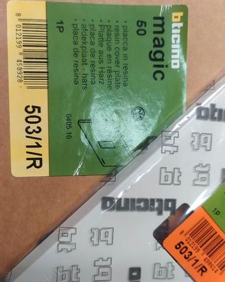 Placche Bticino Magic 1 posto resina