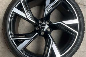 Kit cerchi e pneumatici estivi da 22 per Audi RS6 