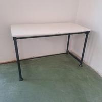 scrivania da disegno