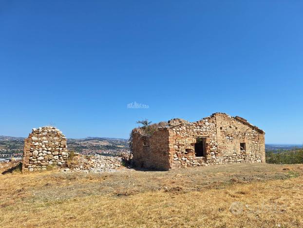 Casale / Rustico - Maltignano