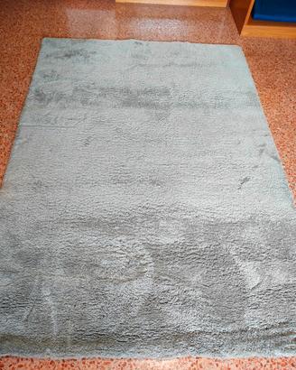 tappeto grigio 