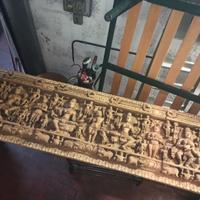 Pannello legno decorativo orientale intagliato