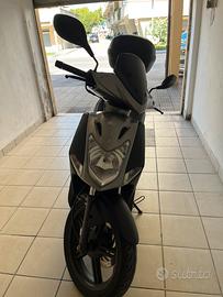 kimco Agility R16. Solo 5000 km .Eccellente. Baule
