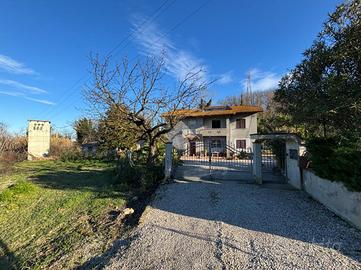 4 LOCALI A CELLINO ATTANASIO