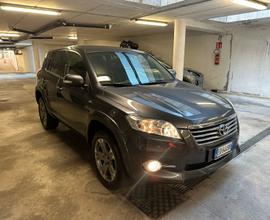 Toyota Rav 4 2.2 D-4D 150 cv