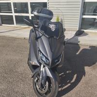 Yamaha tmax 530