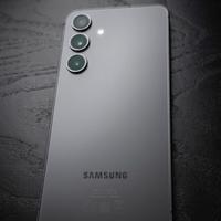 SAMSUNG S24
