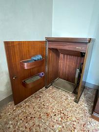 Macchina da cucire con mobile · Necchi mod.75