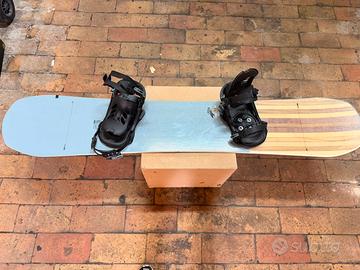 Tavola Snowboard+attacchi+ scarponi