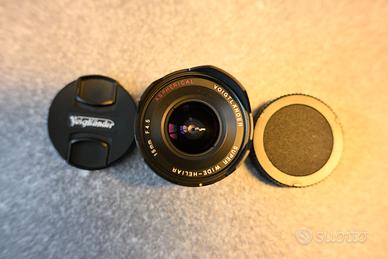 Obiettivo Voigtlander 15mm f 4.5 attacco Leica M