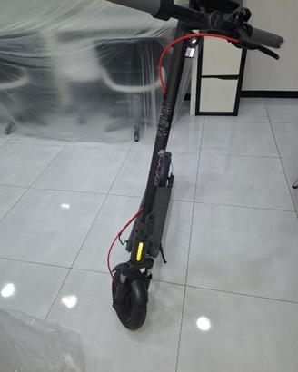 monopattino navee v25i pro omologato frecce e stop