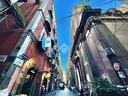 2-locali-a-napoli