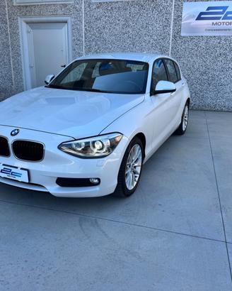 Bmw 118 118d 5p. Unique