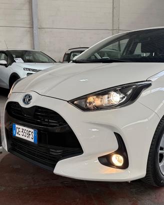 Toyota Yaris 1.5 Hybrid 5 porte Business
