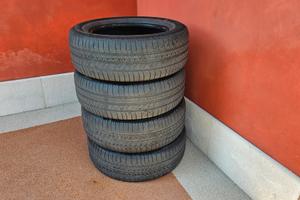 4 Pneumatici 215/60 R16 95H MICHELIN