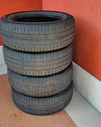 4 Pneumatici 215/60 R16 95H MICHELIN