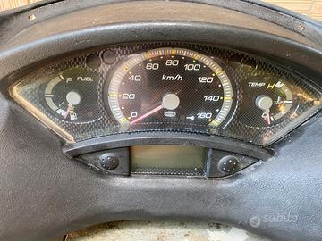 Strumentazione Yamaha xmax 250