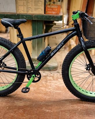 Fatbike Galant nera gomme larghe MTB bici mountai