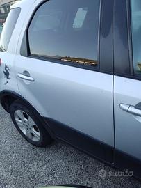 Porta posteriore dx FIAT SEDICI del 2007