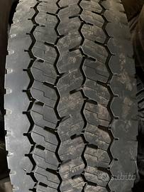 Pneumatici 245-70-19.5