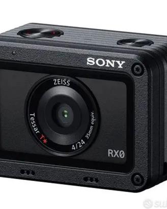 Sony RX0 M2 action cam 4K con accessori