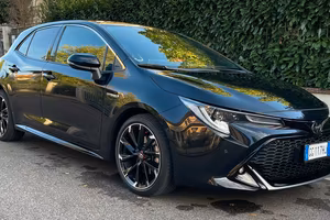 Toyota Corolla 2.0 Hybrid GR Sport - 10/2023