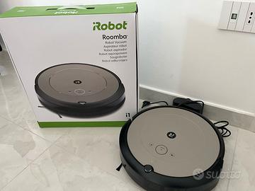 Aspirapolvere iRobot Roomba i1