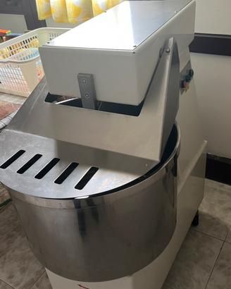 Impastatrice 25 kg