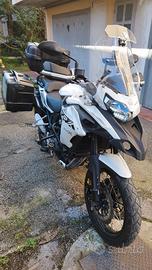 Benelli trk 500x