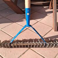 arieggiatore ,scalficatore per prato