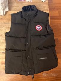 Smanicato canada goose