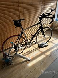 Bici da corsa Specialized + rullo TACS flow smart