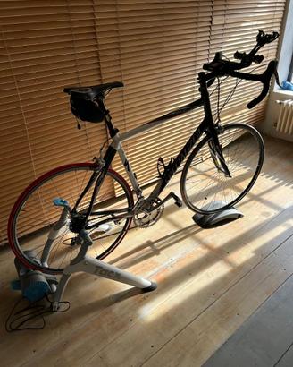 Bici da corsa Specialized + rullo TACS flow smart