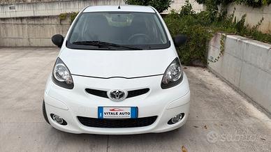 Toyota Aygo 1.0 12V VVT-i 5 porte Sol Connect.