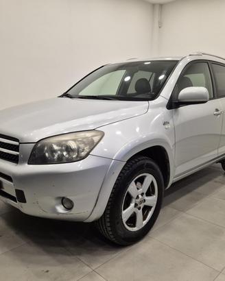 Toyota RAV4 2.2 d-4d Luxury 4WD 177cv - Clima Auto