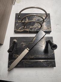 Set da scrivania in onice nero.