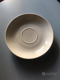 Piatto da portata in porcellana