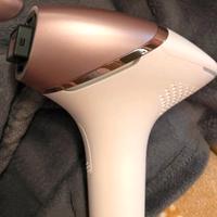epilatore a luce pulsata Philips Lumea Prestige Se