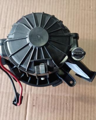 Motorino riscaldamento AUDI A4 del 2012