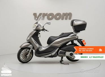 Piaggio Beverly 300 M69 2 00