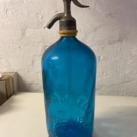 Bottiglia seltz blu