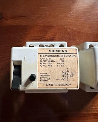Interruttori differenziali siemens 5SV1 021