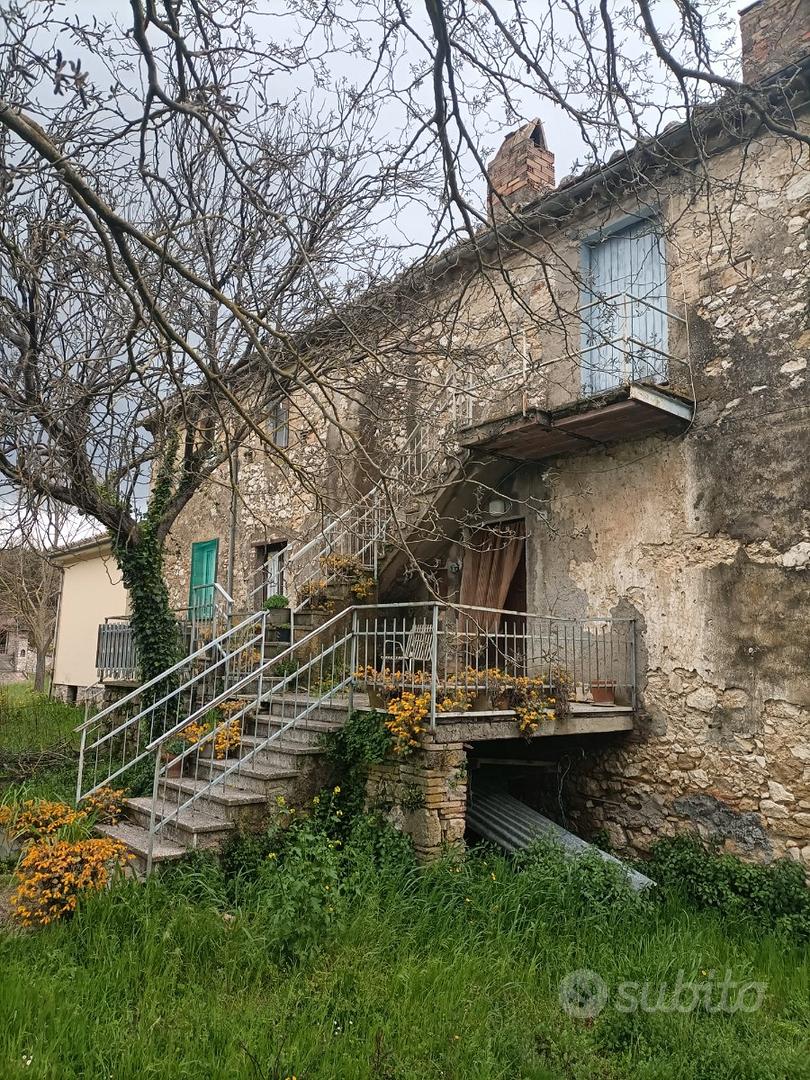 Rustico con vecchio mulino interno - Vista 2