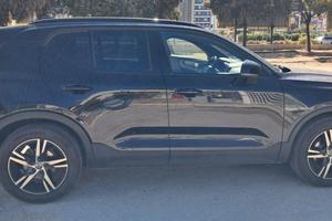 Volvo XC40 D3 R-design