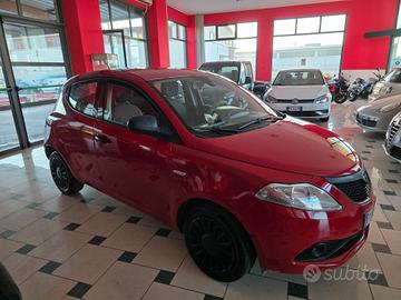 Lancia Ypsilon 1.2 69 CV 5 porte S&S Platinum