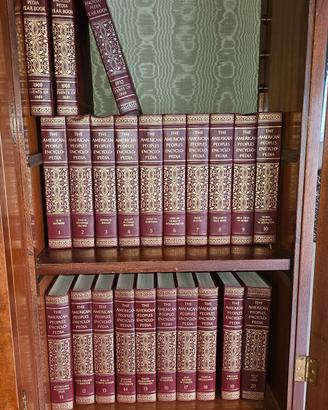 The American Peoples Encyclopedia Completa