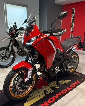 Moto Morini X-Cape 700 MOTO MORINI X-CAPE 700...