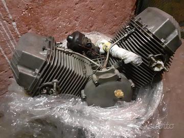 moto Guzzi le Mans 3. motore